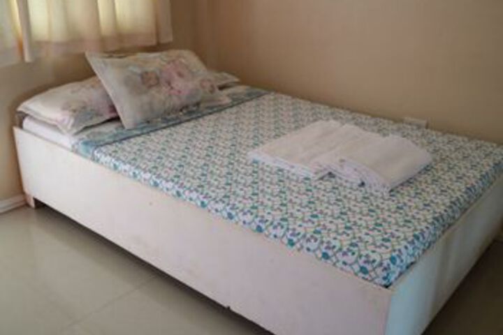 Room 18 of 34