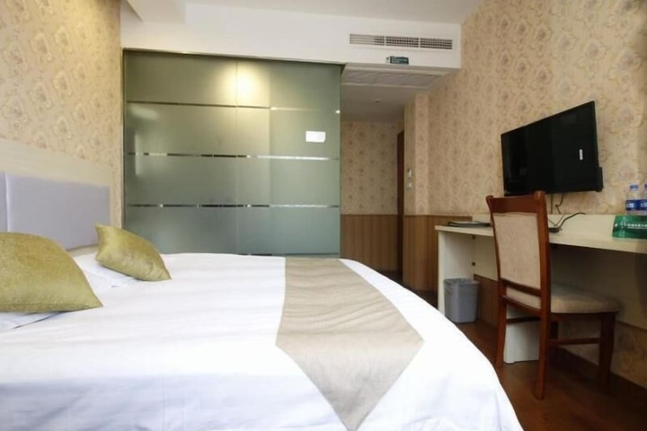 Room 17 of 57