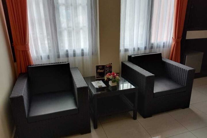 Room 68 of 122