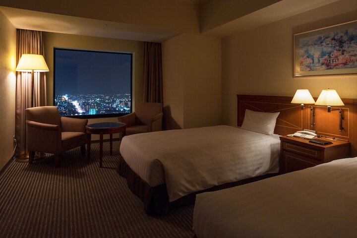 Room 8 of 39