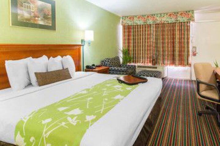 Room 45 of 109