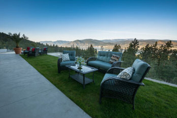 Terrace/Patio 25 of 33