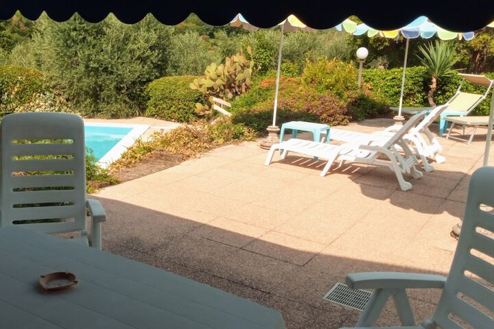 Sundeck 43 of 49