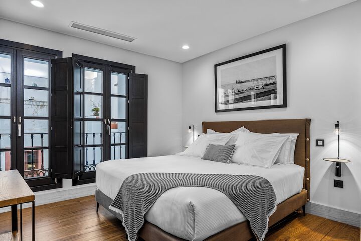 Room 7 of 26