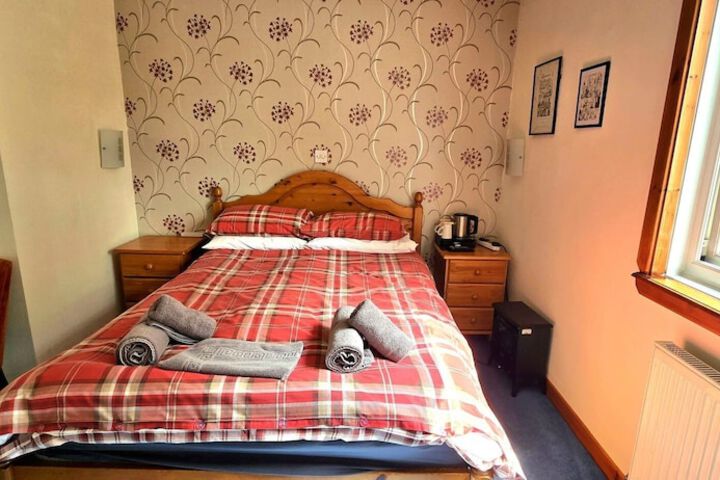 Room 19 of 34