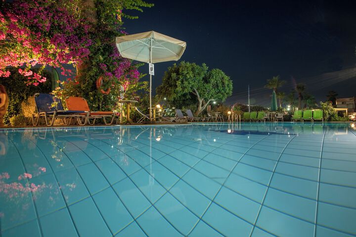 Pool 42 of 78