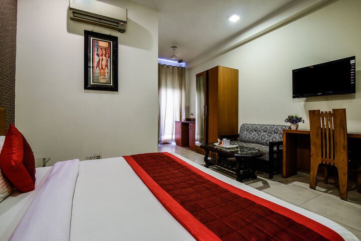 Room 18 of 49