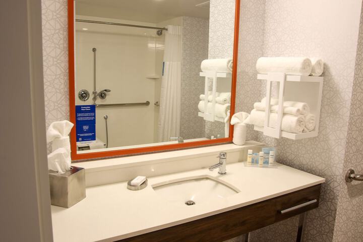 Bathroom shower