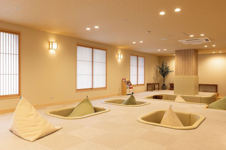 Hotel Lobby