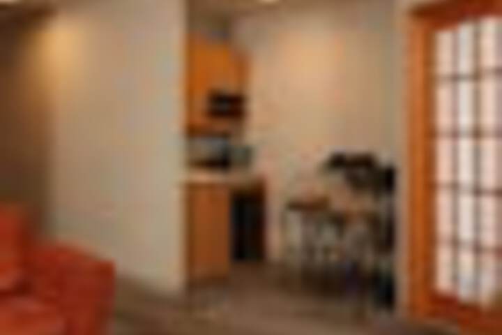 Room 83 of 261