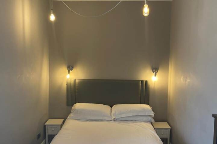 Room 11 of 47