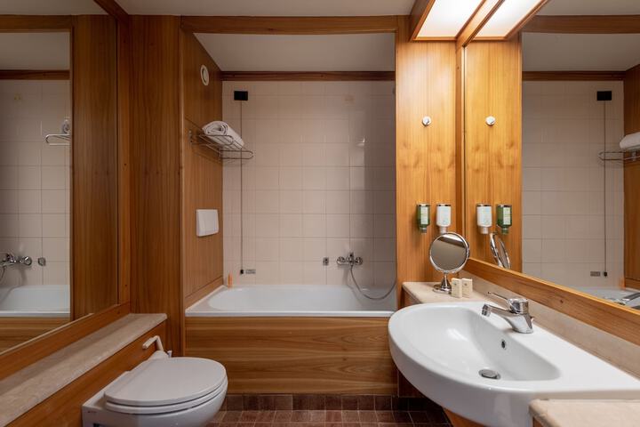 Clean Restrooms