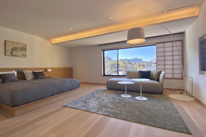 Room 30 of 110