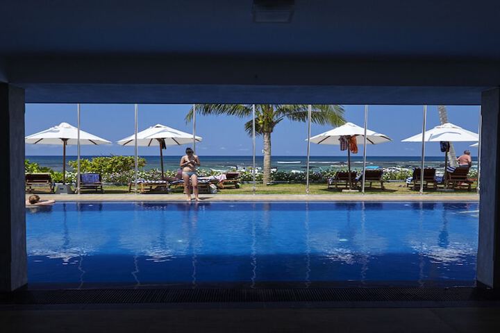 Hotel Pool