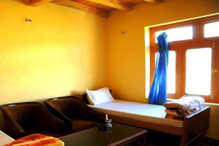 TIH - Hotel Omasila - Padum