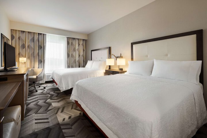 2 Queen Beds Hearing Accessible (5 of 5)