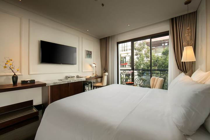 Room 21 of 144