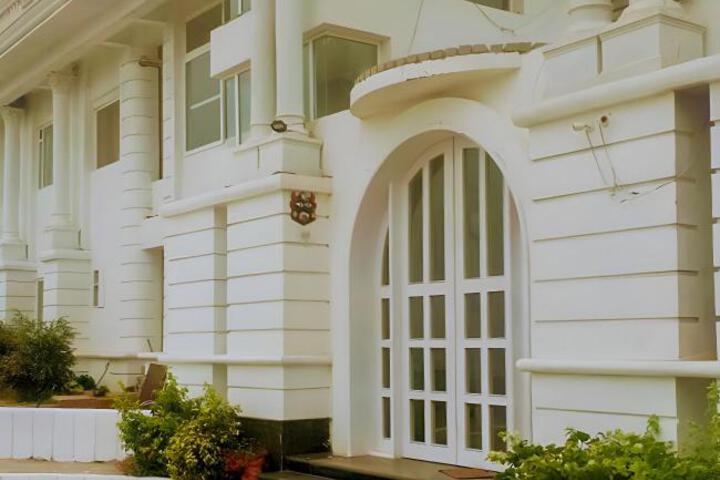 Saanaira Resort & Spa