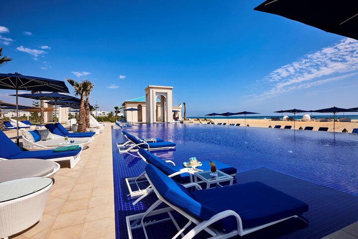 Pool 57 of 207