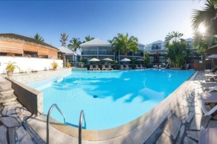 Pools & Facilities