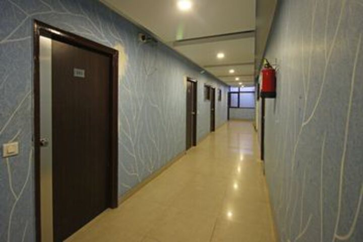 Ballroom/Hall 16 of 22