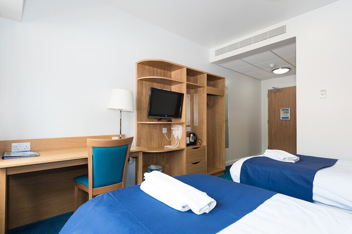 Room 8 of 57