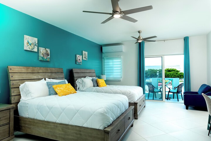 Room 2 of 41