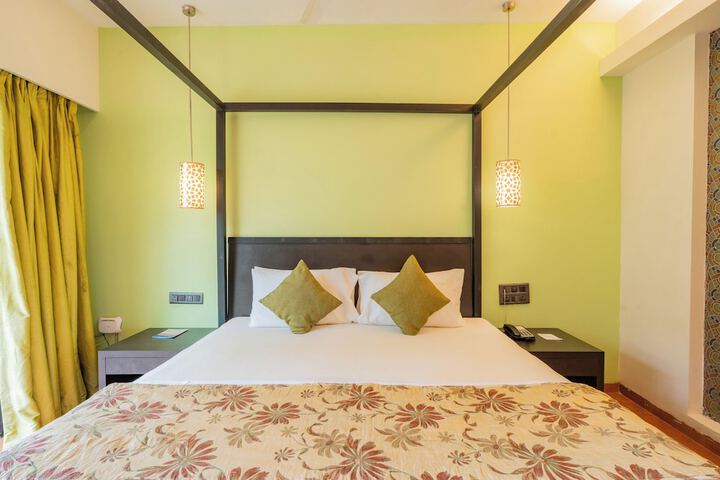 Room 34 of 145