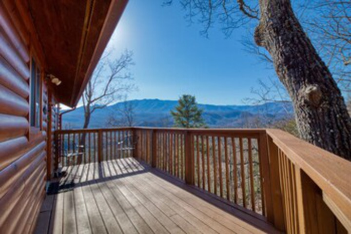512blackbearlookspncb - Black Bear Lookout