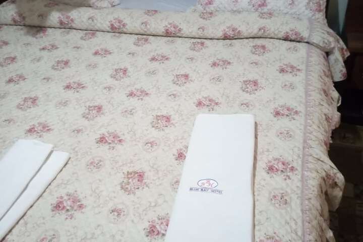 Room 3 of 21
