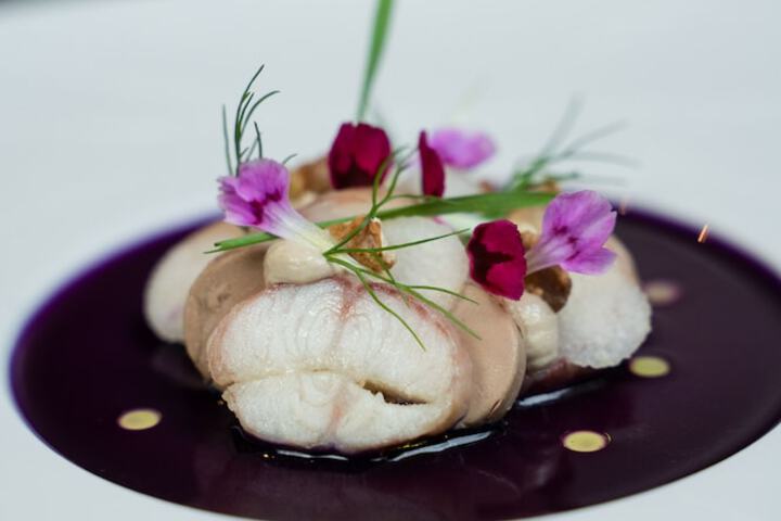 Dining 42 of 57