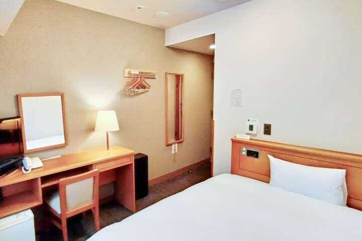 Room 6 of 29