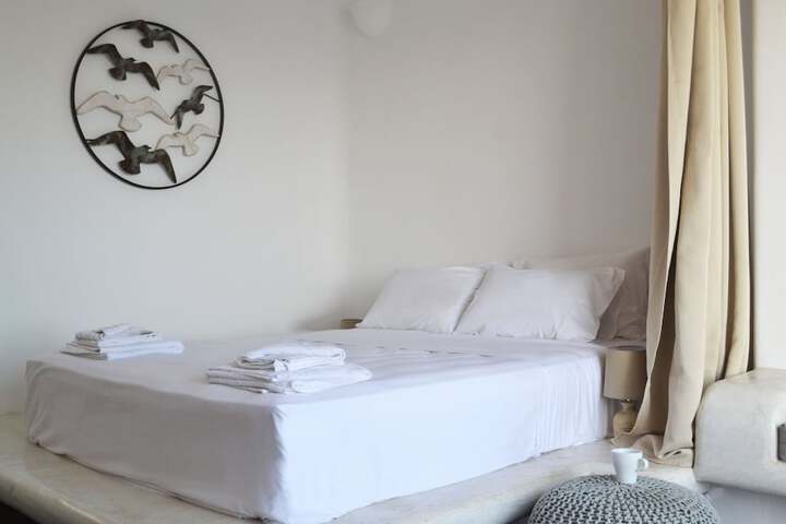 Room 10 of 34