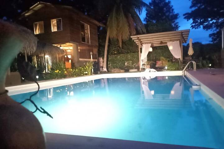 Pool 18 of 39