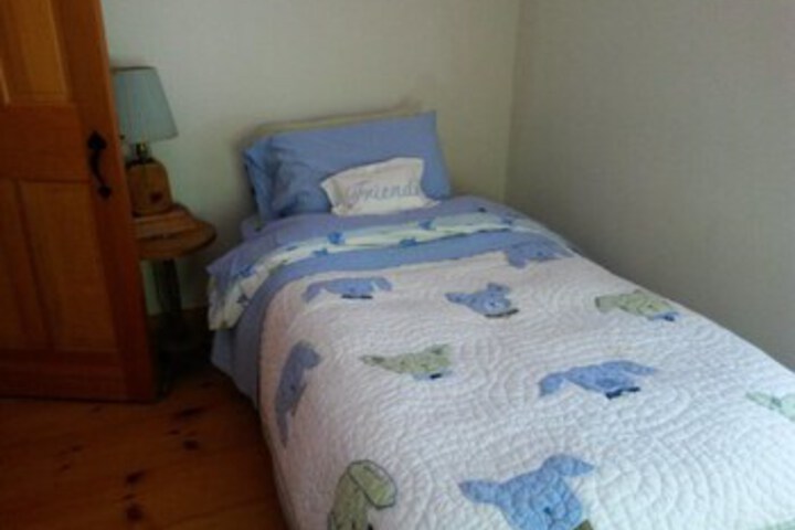 Room 7 of 8