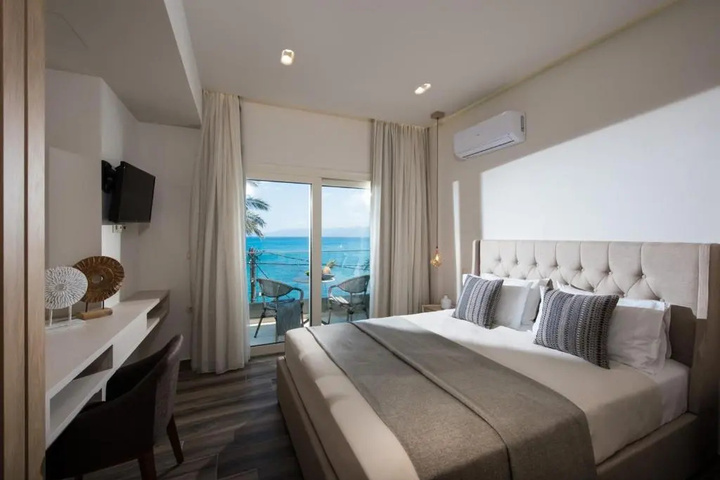 Room 3 of 9