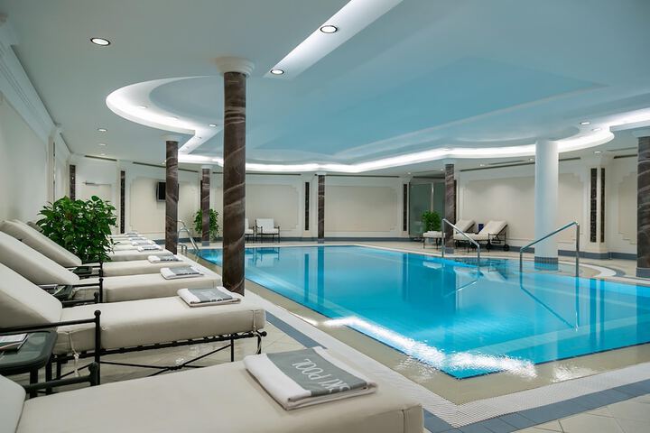 Pool 50 of 101
