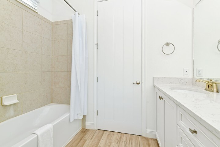 Room 133 of 210