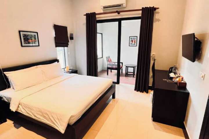 Room 58 of 174