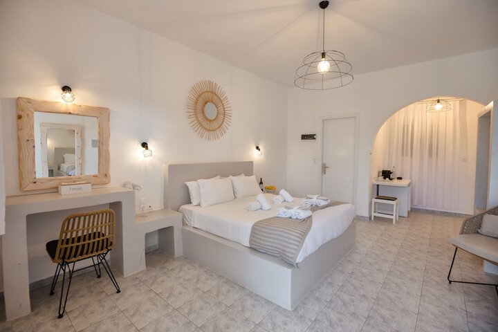 Room 4 of 39