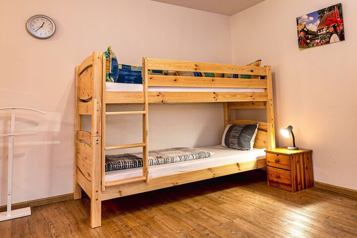 Room 11 of 69