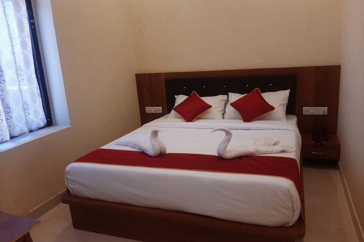 Room 5 of 51