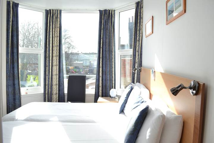 Room 8 of 59