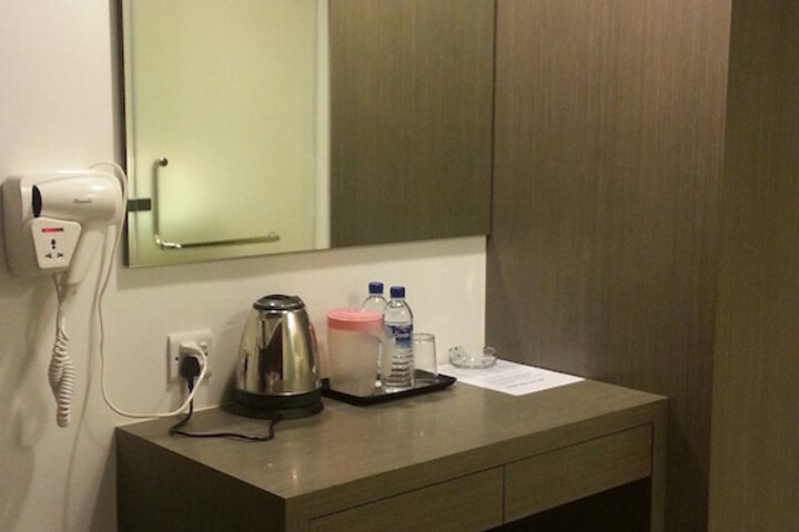 Room 20 of 34