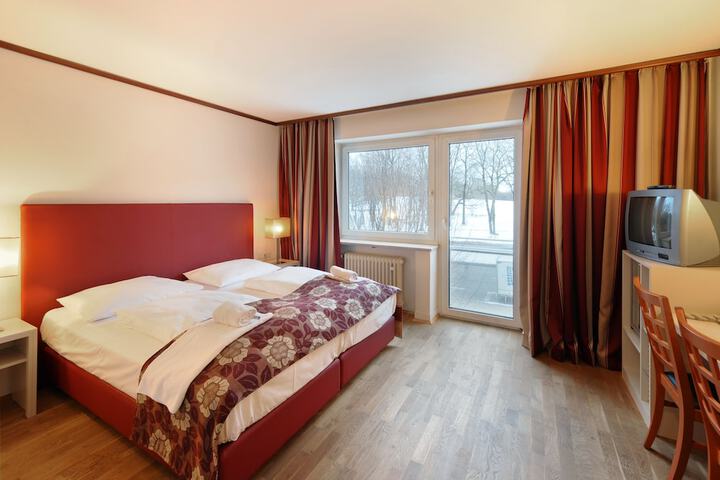 Room 27 of 60