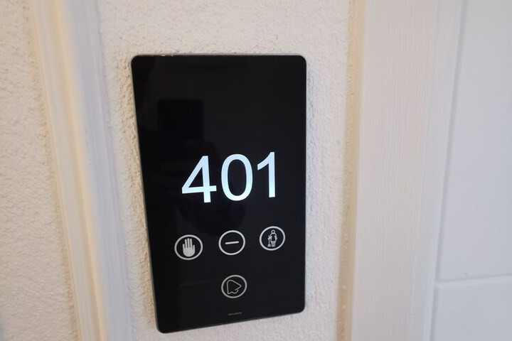 Room 5 of 85