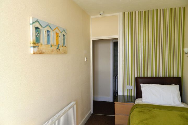 Room 26 of 81