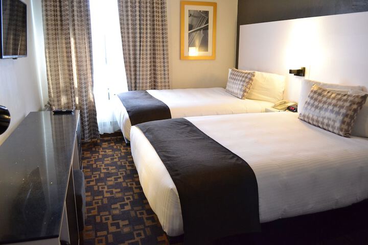 Room 16 of 42