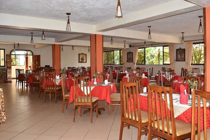 Dining 146 of 194