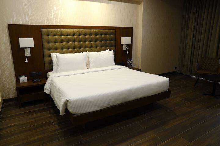 Room 26 of 118